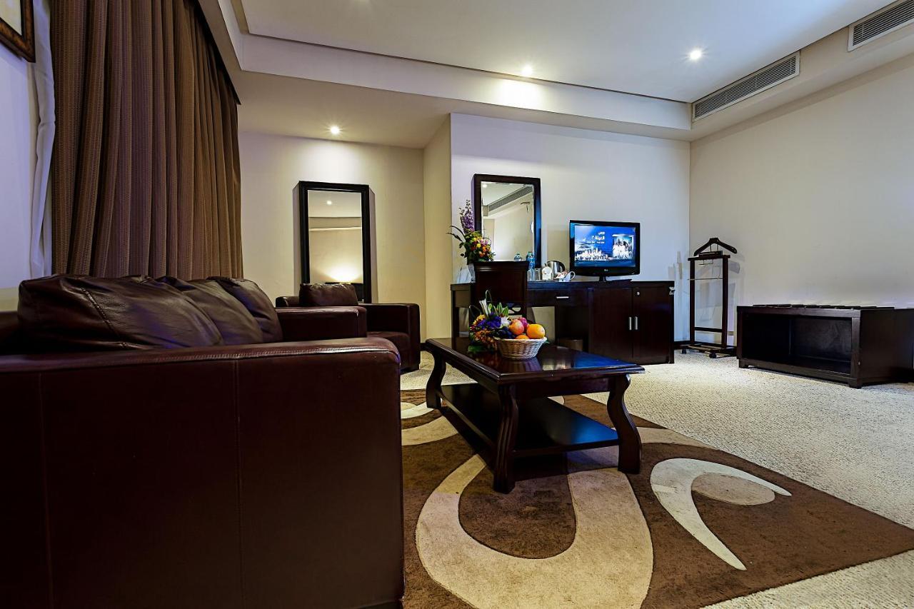 Monroe Hotel & Suites Manama Extérieur photo