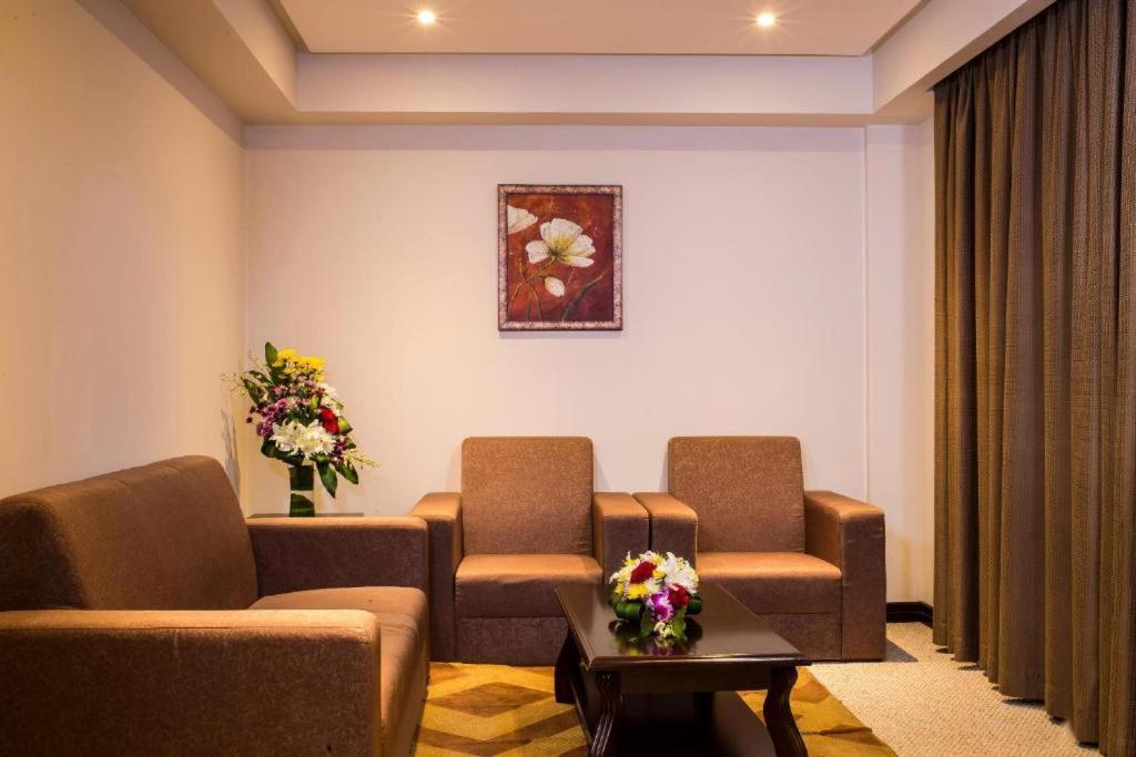 Monroe Hotel & Suites Manama Extérieur photo