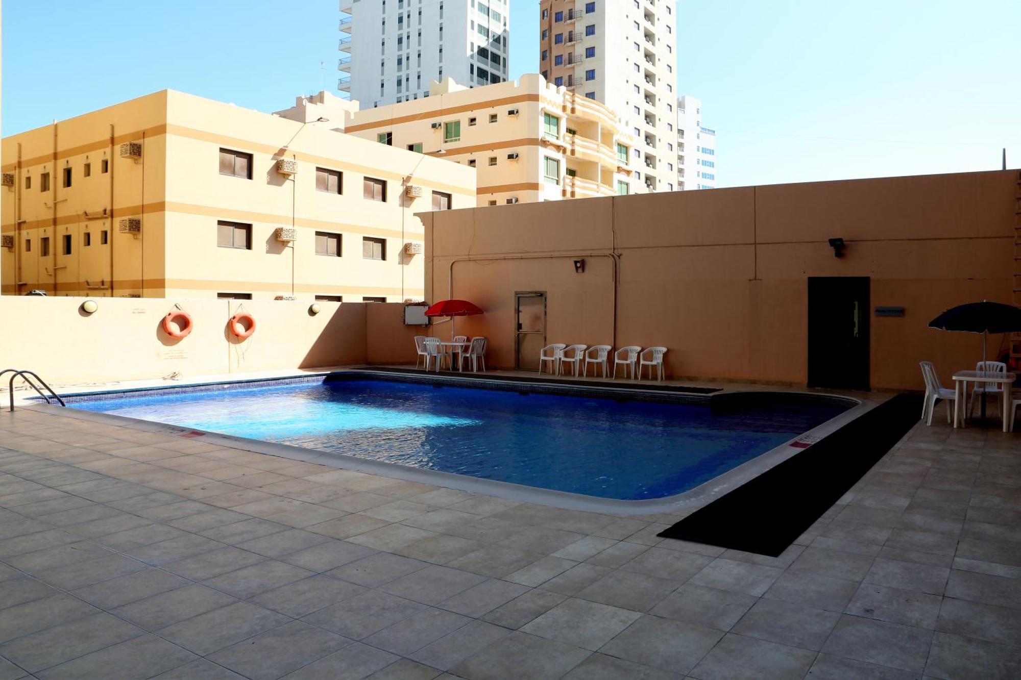 Monroe Hotel & Suites Manama Extérieur photo