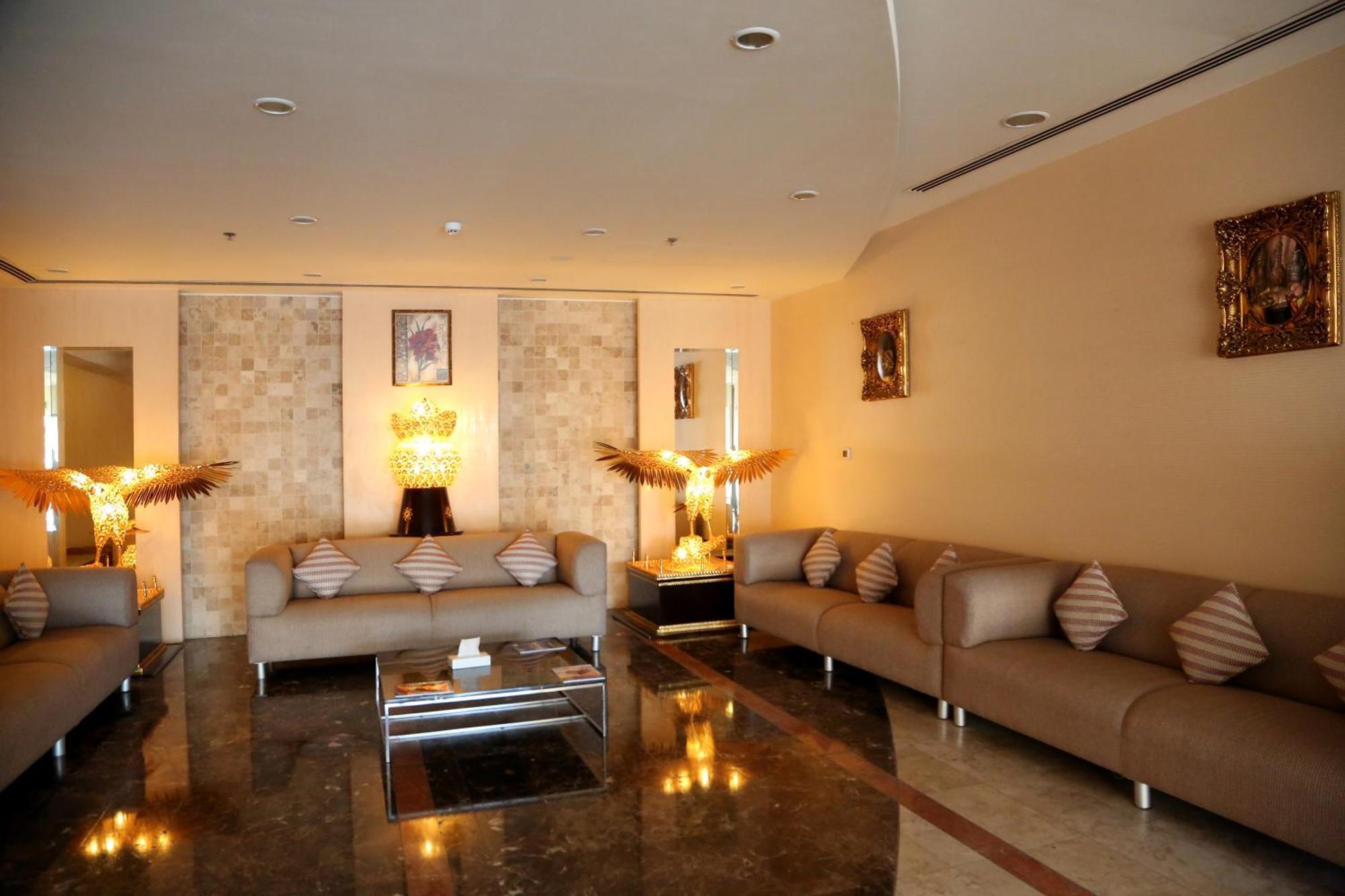 Monroe Hotel & Suites Manama Extérieur photo