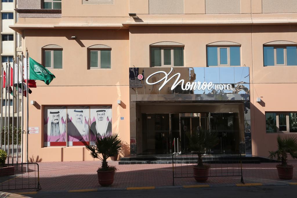 Monroe Hotel & Suites Manama Extérieur photo